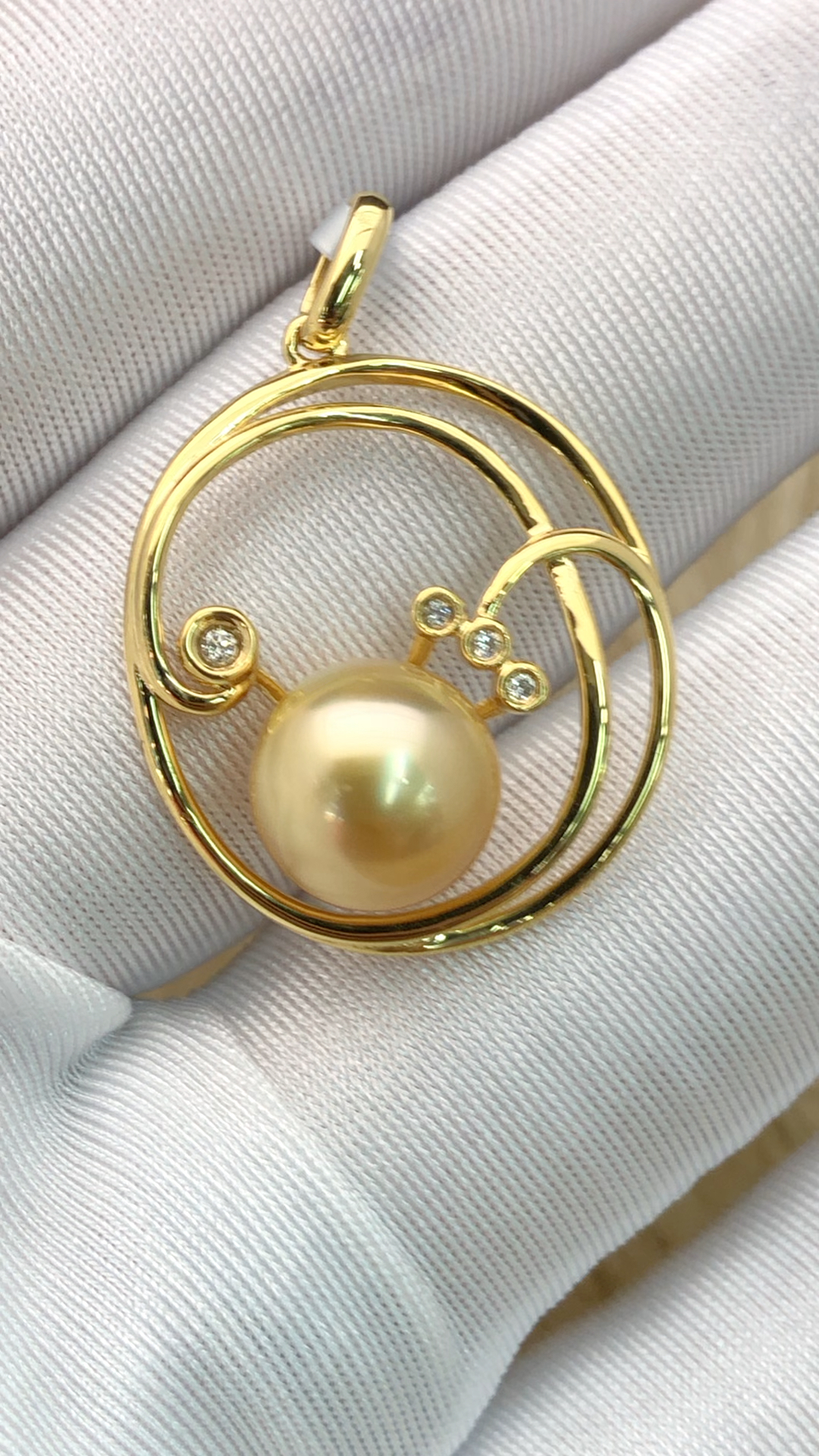 天然海水珍珠18k金镶嵌南非钻石