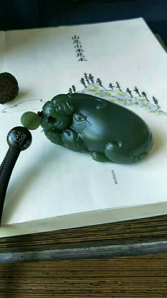 沙枣青细料 纯手工雕刻 精品貔貅把件  收藏自留佳品