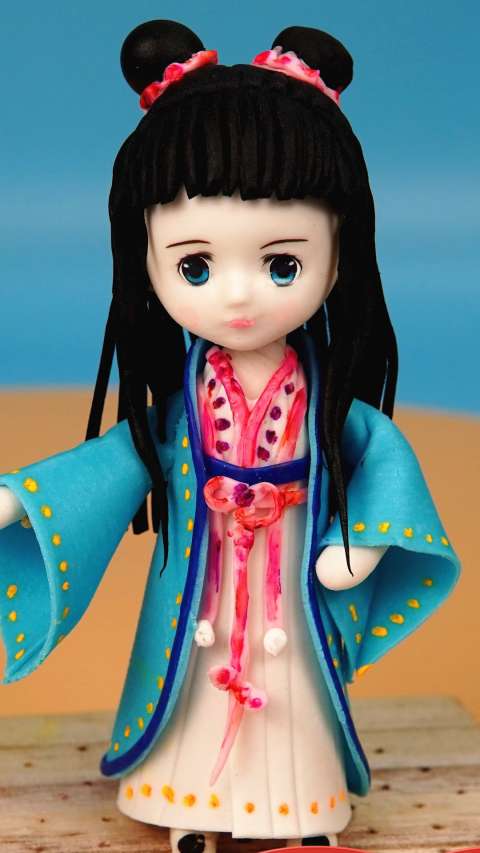 可爱手工娃娃?简单黏土橡皮泥演示