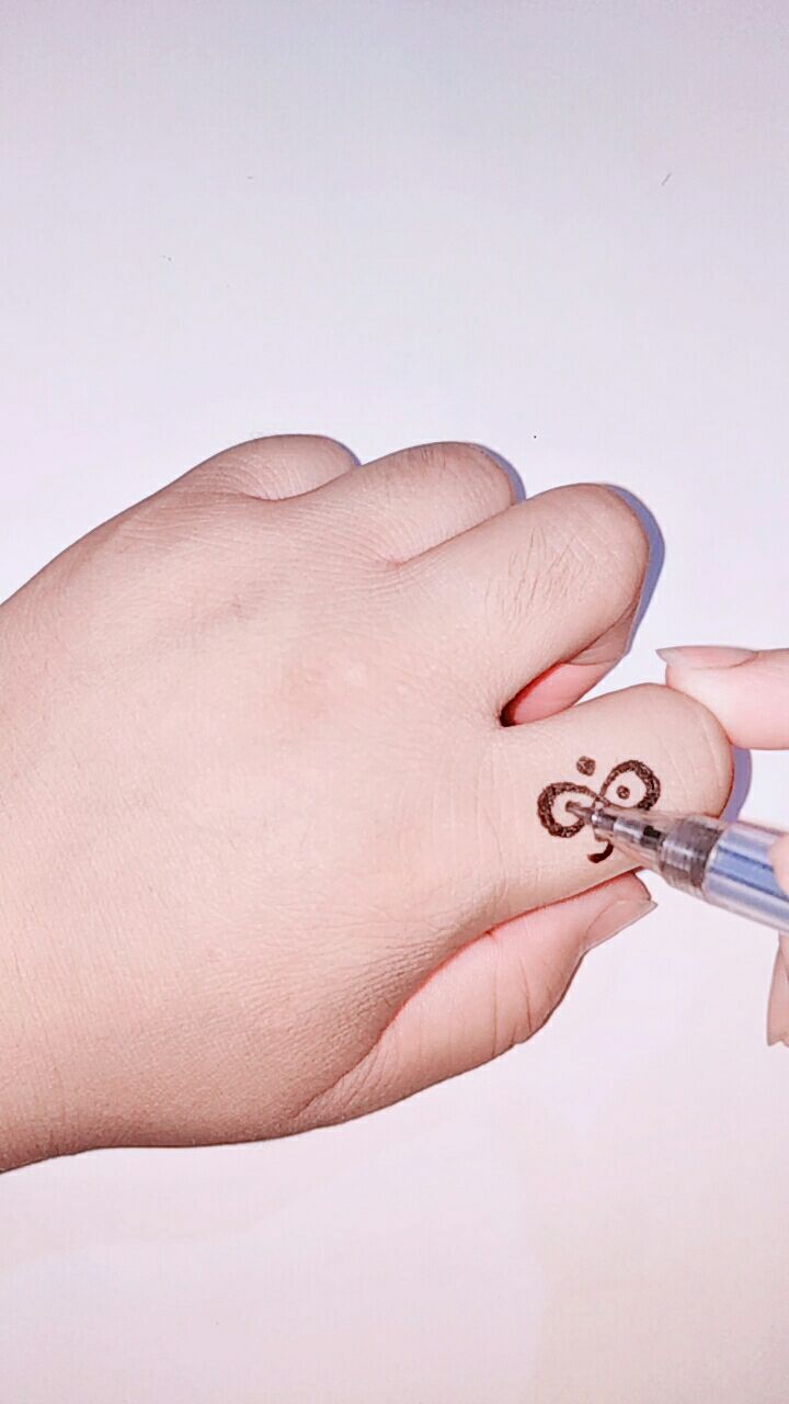 简单的!手指纹身,可以画画哦!