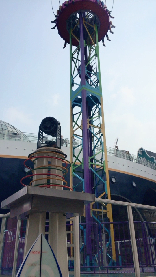 小娃们的轰天雷,吓的叽里哇啦