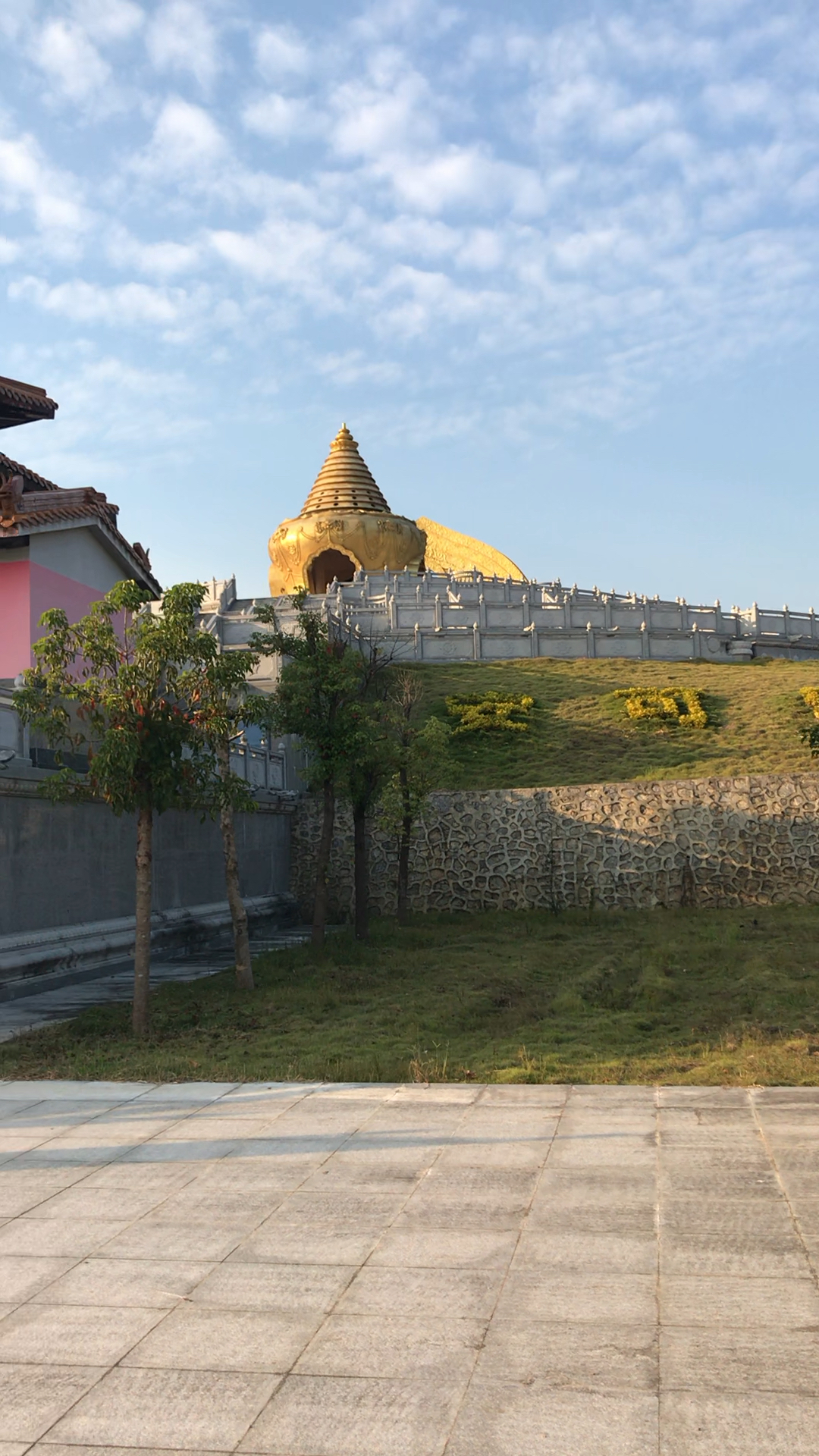 金莲湖(莲音寺)