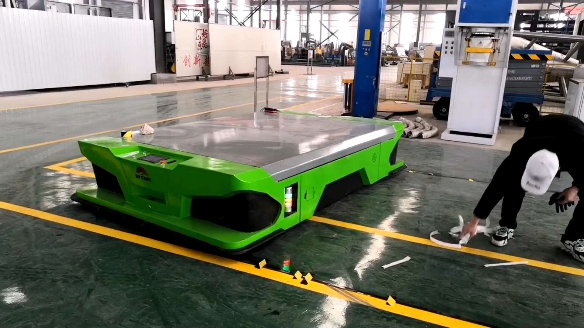 河北agv自动搬运车 1.5吨托盘自动化agv小车