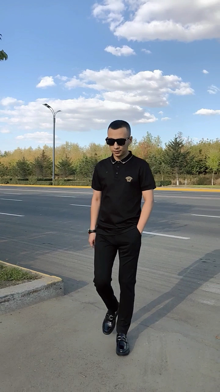 是不是东北小哥范,评论走起