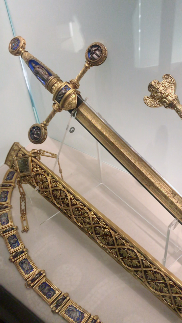 俄罗斯国家历史博物馆里的宝剑,贼帅