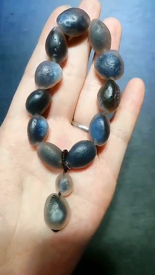 精美黑糖心玛瑙手串,男士必备,喜欢详询哦