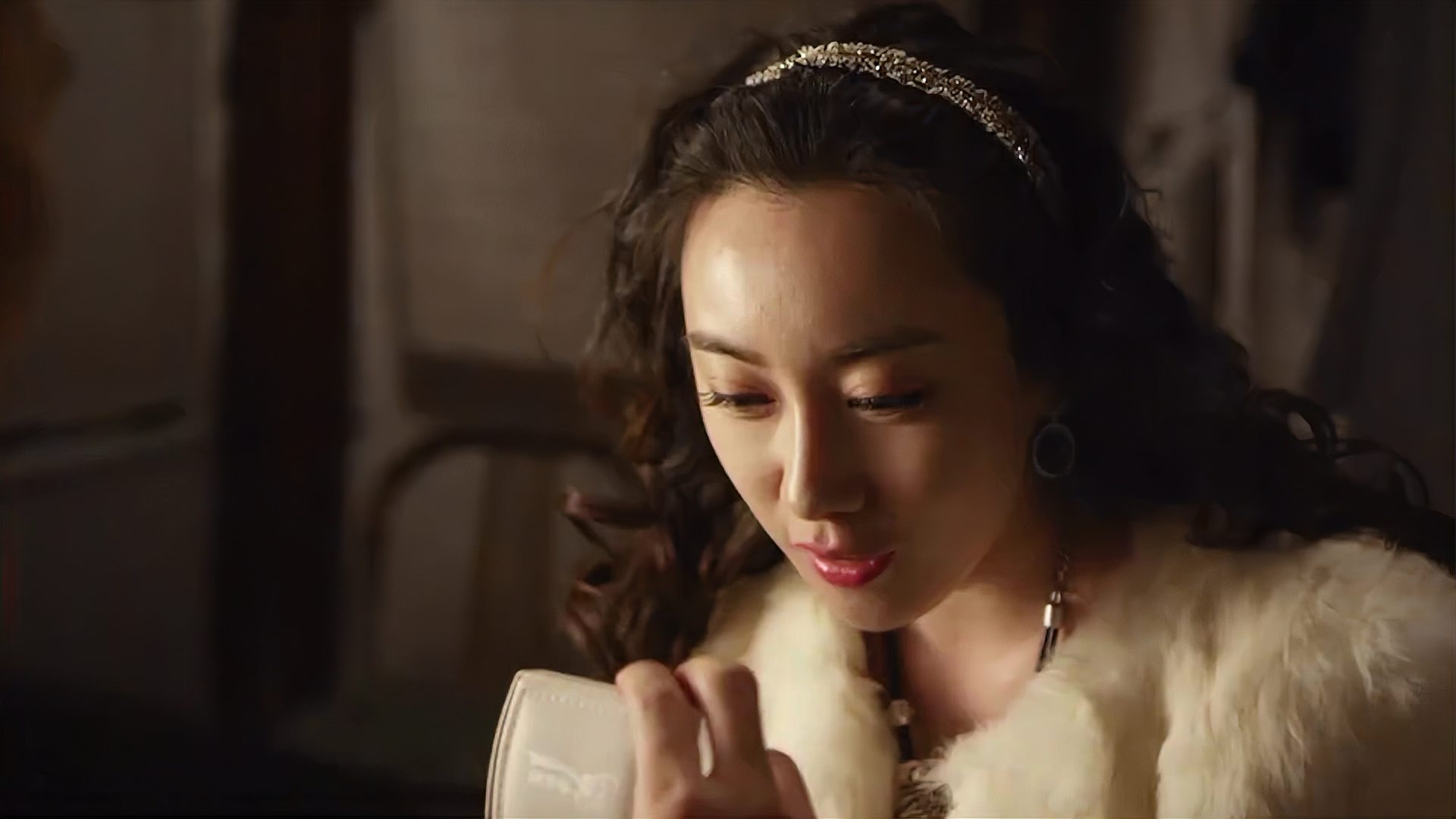 守婚如玉:姑娘瞧不起穷小子,要嫁保安经理,下秒狠狠打脸了!