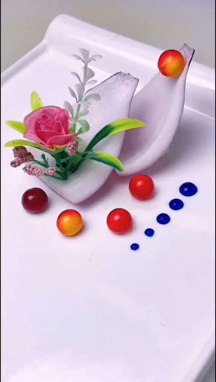热菜装盘花式图片