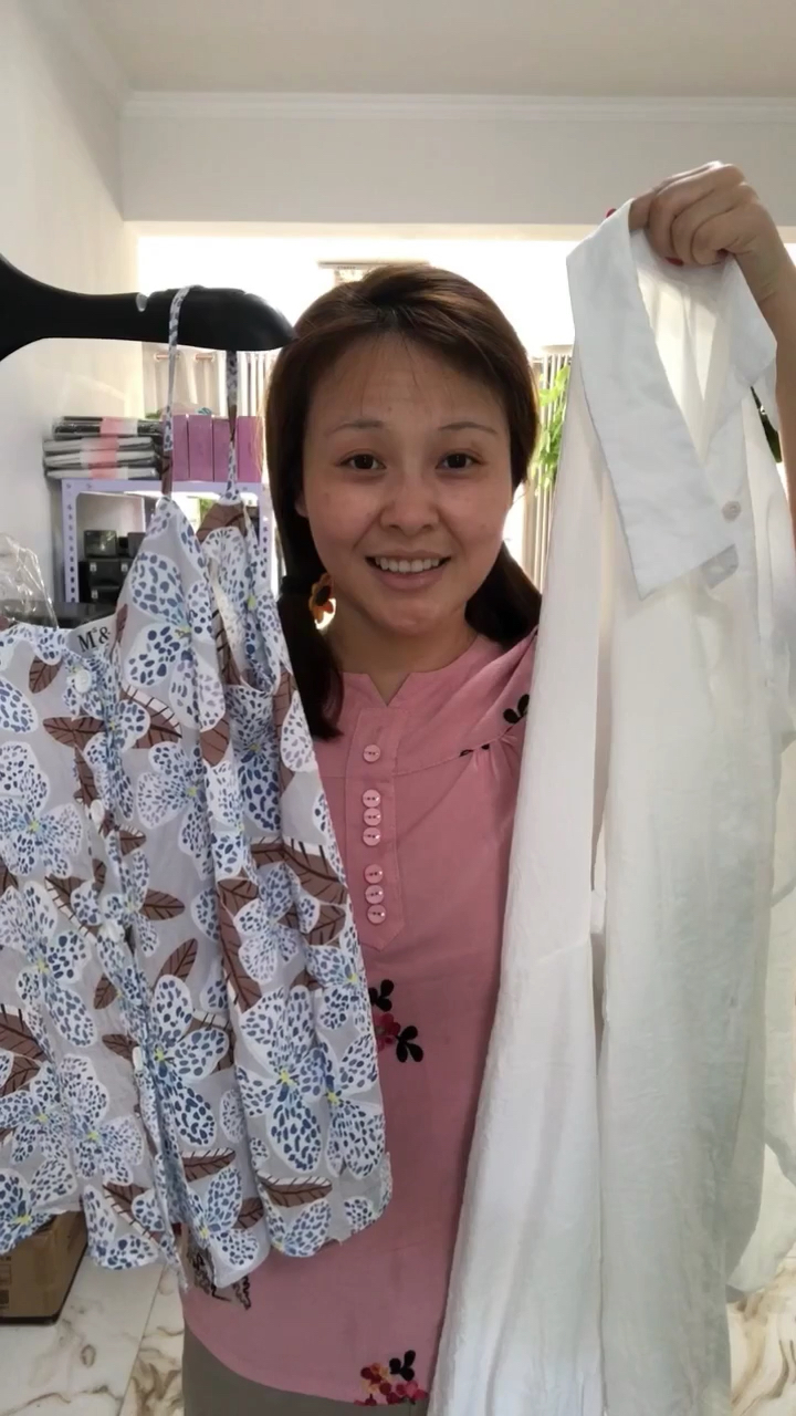 小保姆穿上女主人的衣服画风都变了