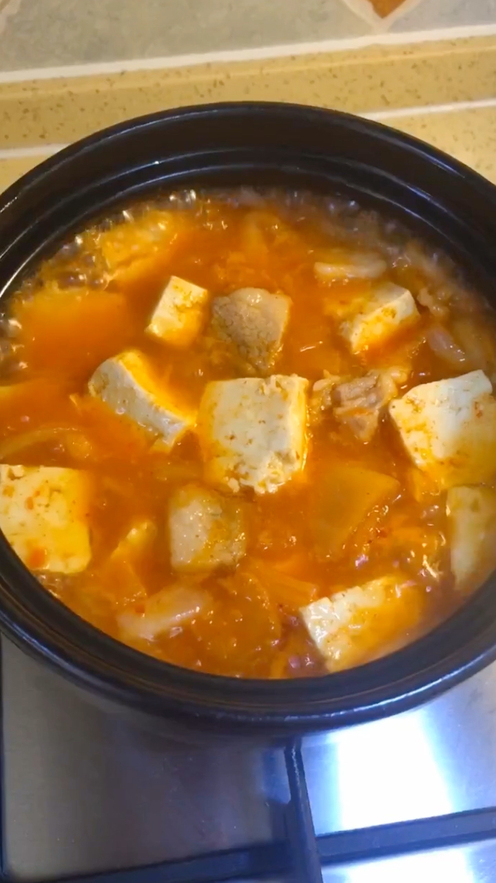 养胃又下饭的辣白菜豆腐汤的做法