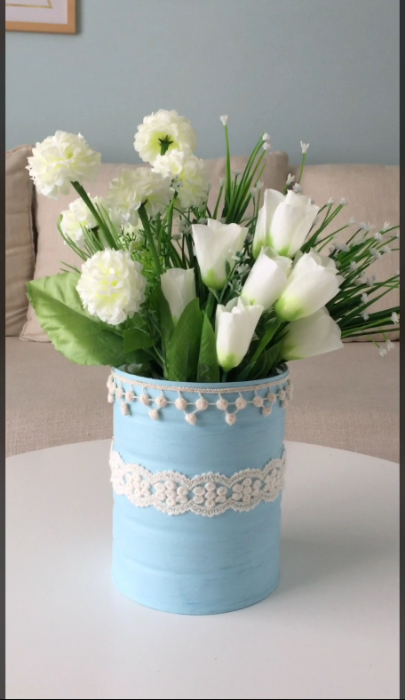 跟孩子一起diy,废物利用,奶粉罐变身小花瓶!