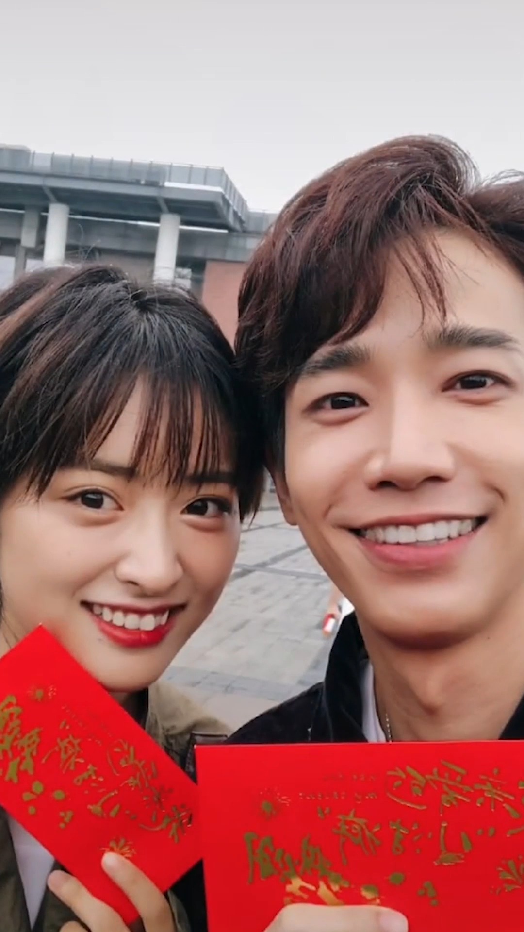 沈月刘以豪花式撒糖,期待两人甜甜的日常#我亲爱的小洁癖定档