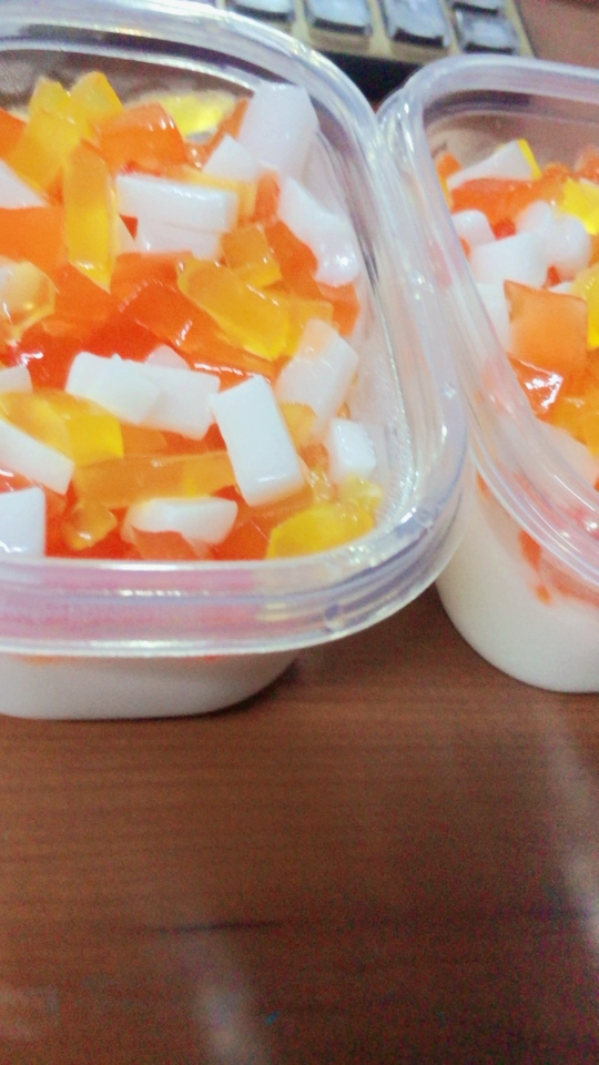 椰果果冻双皮奶