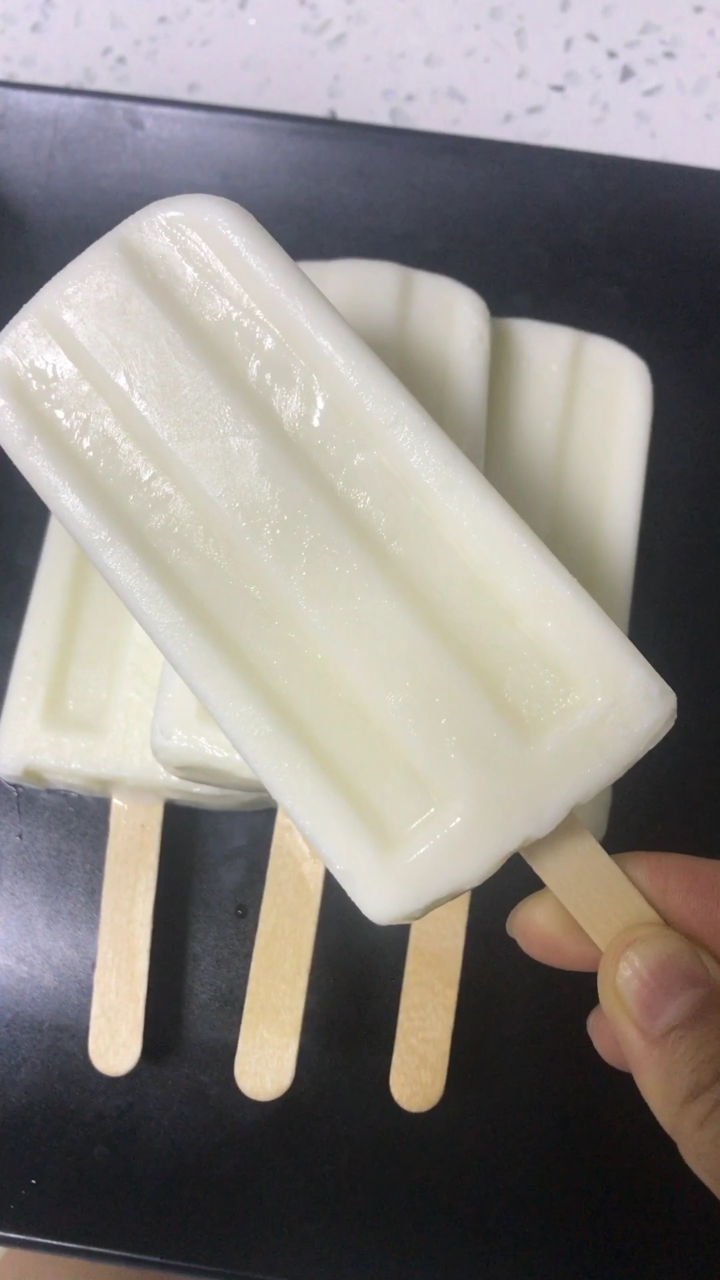 牛奶冰棍最好吃
