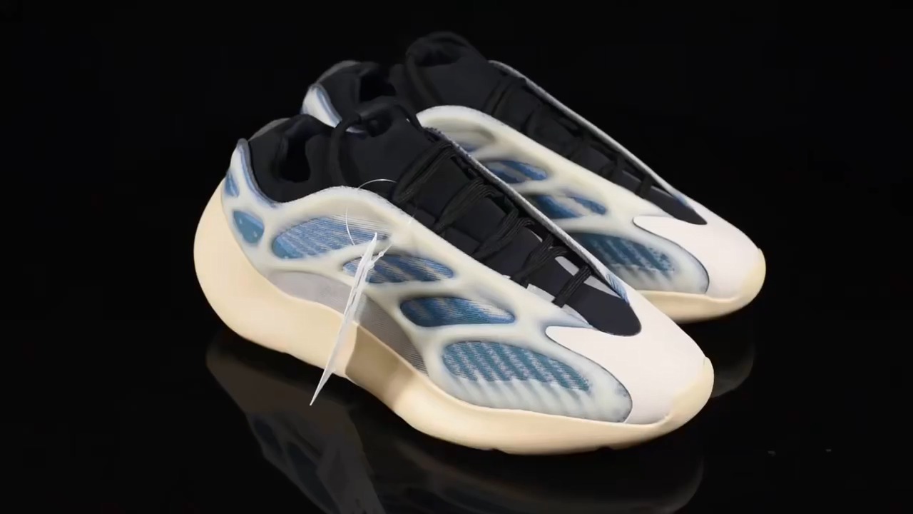yeezy 700v3 "kyanite"蓝晶石 极光2.0 gy0260