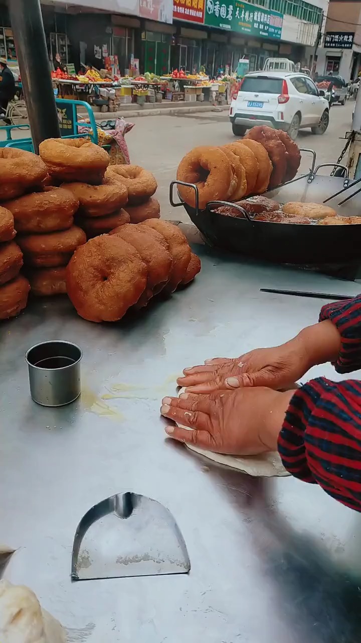 甘肃定西荞面油饼#特色美食