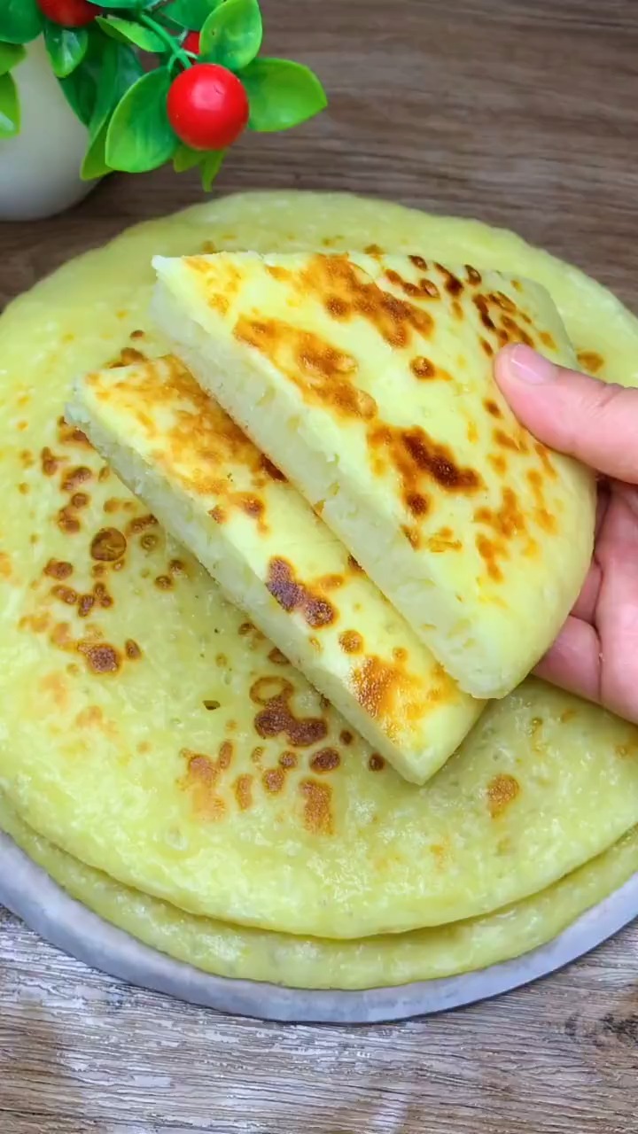 鸡蛋发面饼这样做好吃停不下来,家人都喜欢.