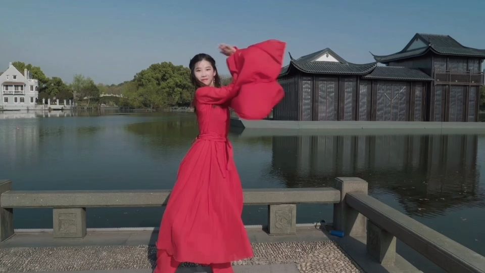 红昭愿舞蹈翻跳～红衣翩翩的十二是仙女儿吧!