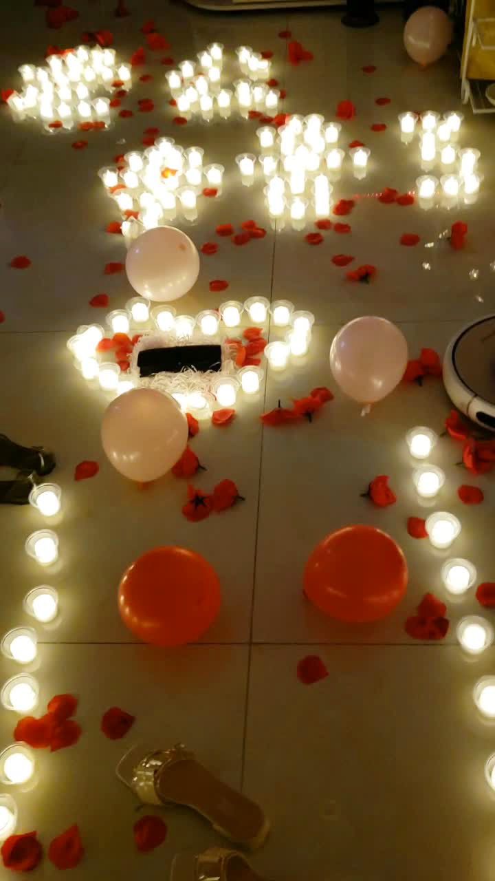 我只是个女人,我也想要那些浪漫的要死的情景,这辈子做过唯一一次最最