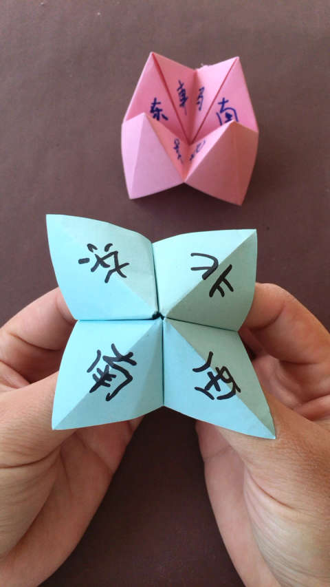 亲子折纸:猪蹄子的折法,要不要来一口