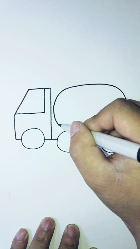 教你画大罐车的简单步骤教程,手残党再也不说不会画了