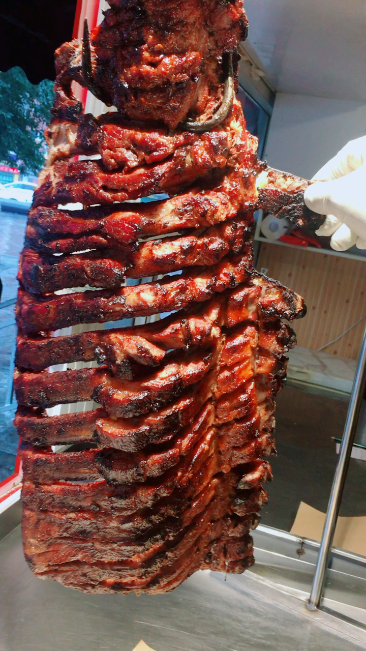 蜜汁猪排出炉,可以团体预定.