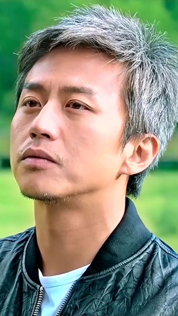 满头白发的邓超,依然这么帅,从你的全世界路过