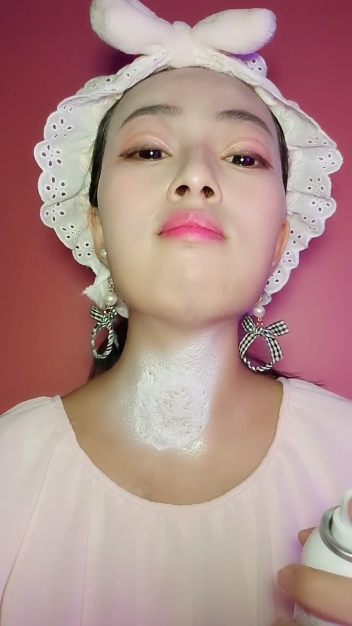 告别妆后脸白脖子黑的尴尬91我有妙招