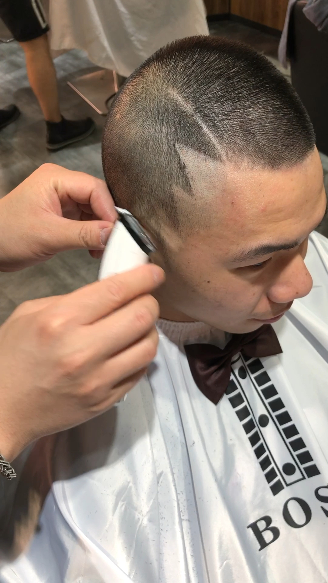 来一发社会头!寸头也可以型!喜欢的朋友关注我后期持续更新作品