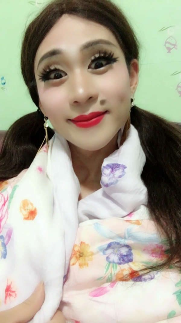 演员小童 在微视发布了一个超有趣的视频,速来前排围观!