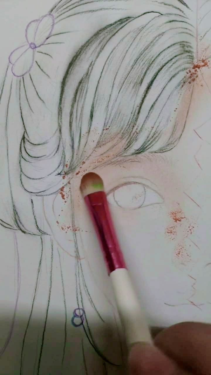 画了一个半脸~@{uid:1502349662339070,nick:经纪�%b