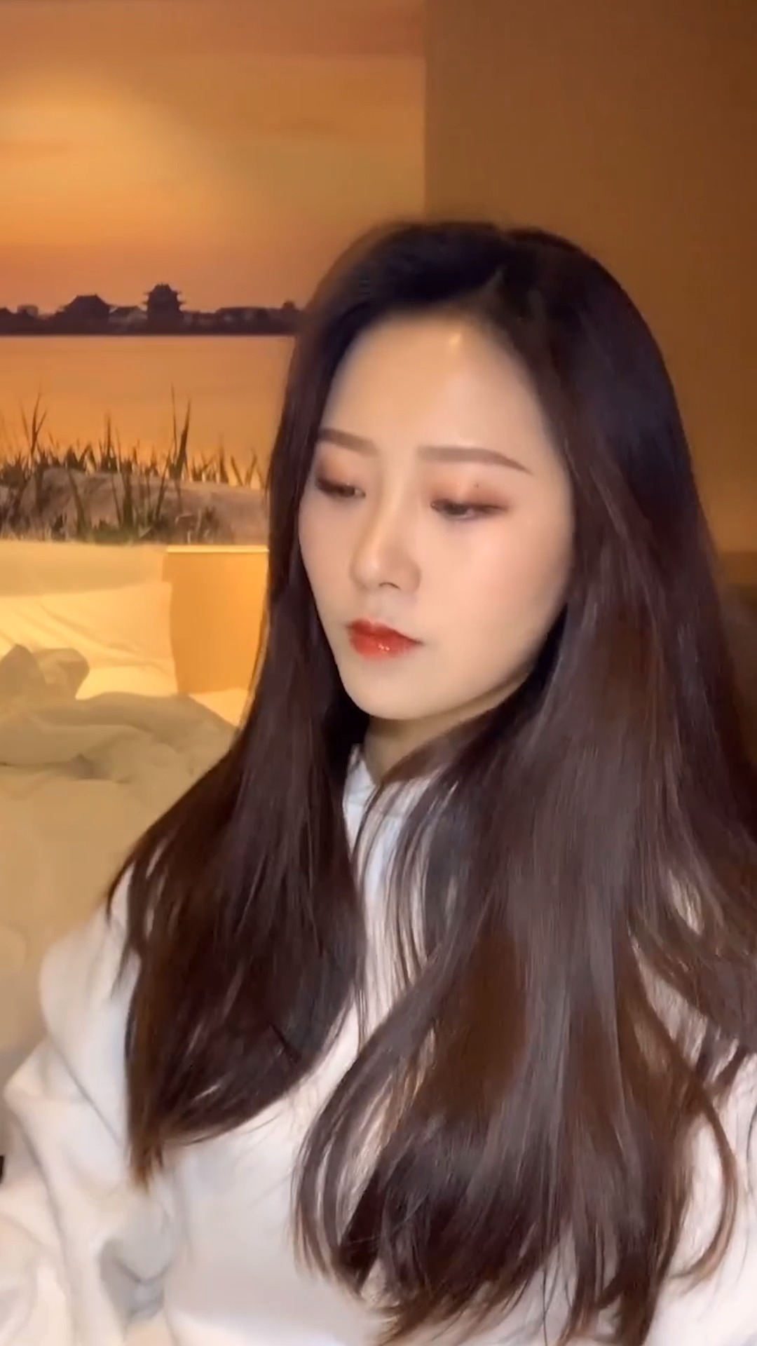 李致君翻唱"淡黄色的长裙",颜值与实力并存呀