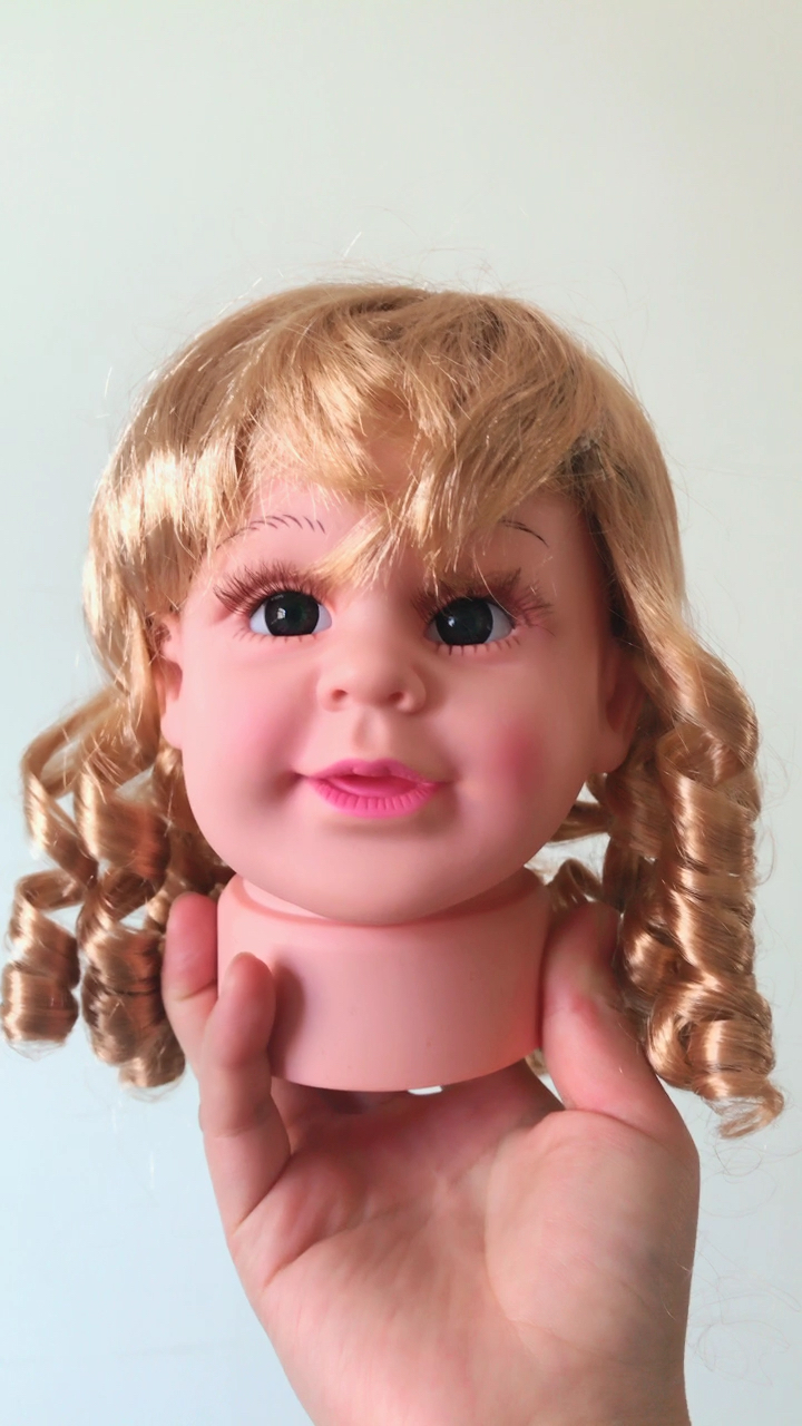 女宝宝小头模 适合0-6个月宝宝