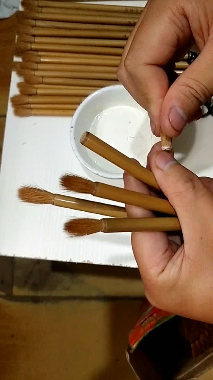 笔头入笔杆909090制作真正的纯狼毫毛笔