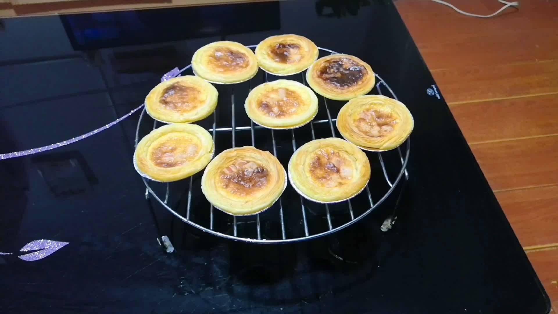 新出炉的蛋挞,想吃不?