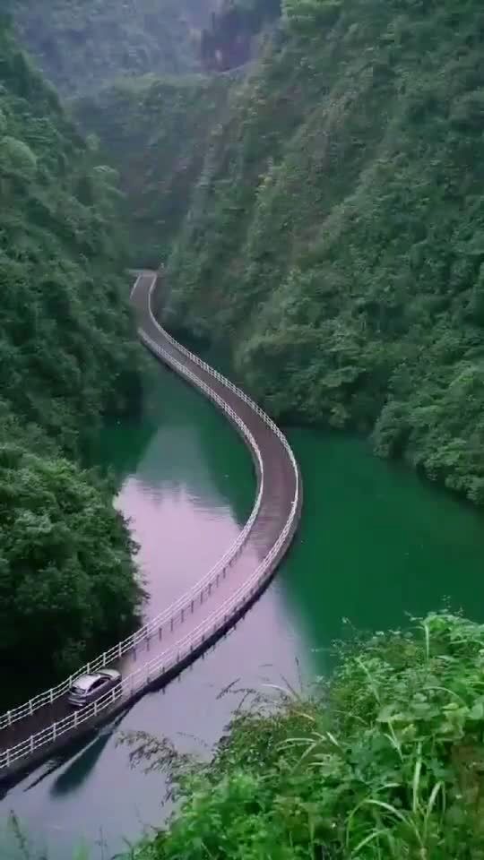 山中水,水中路,太美了