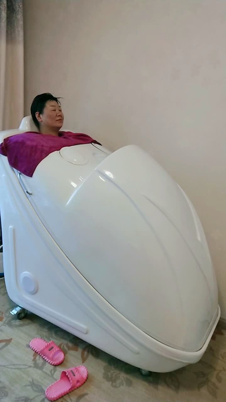 中药熏蒸太空舱,一动不动也能排湿排汗排毒