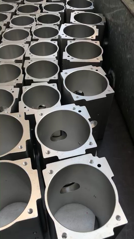 气动执行器缸体