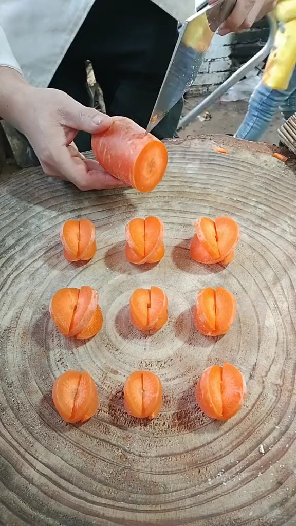 胡萝卜的灯笼切法