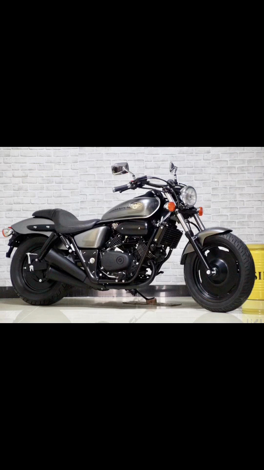 纪念版本田玛格纳250c