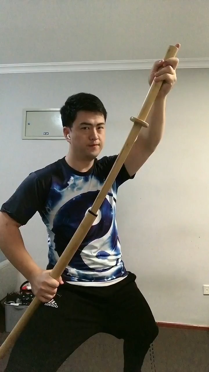 打刀旋转纳刀如何做?