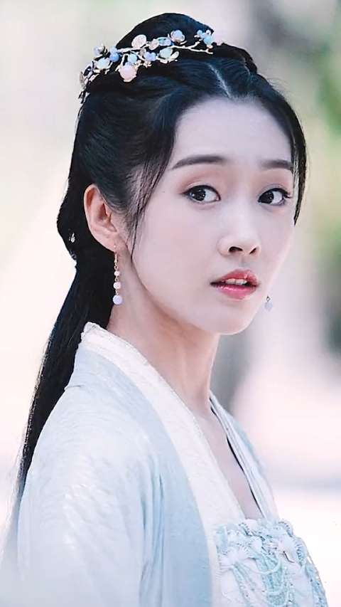 《陈情令》宣璐饰江厌离.