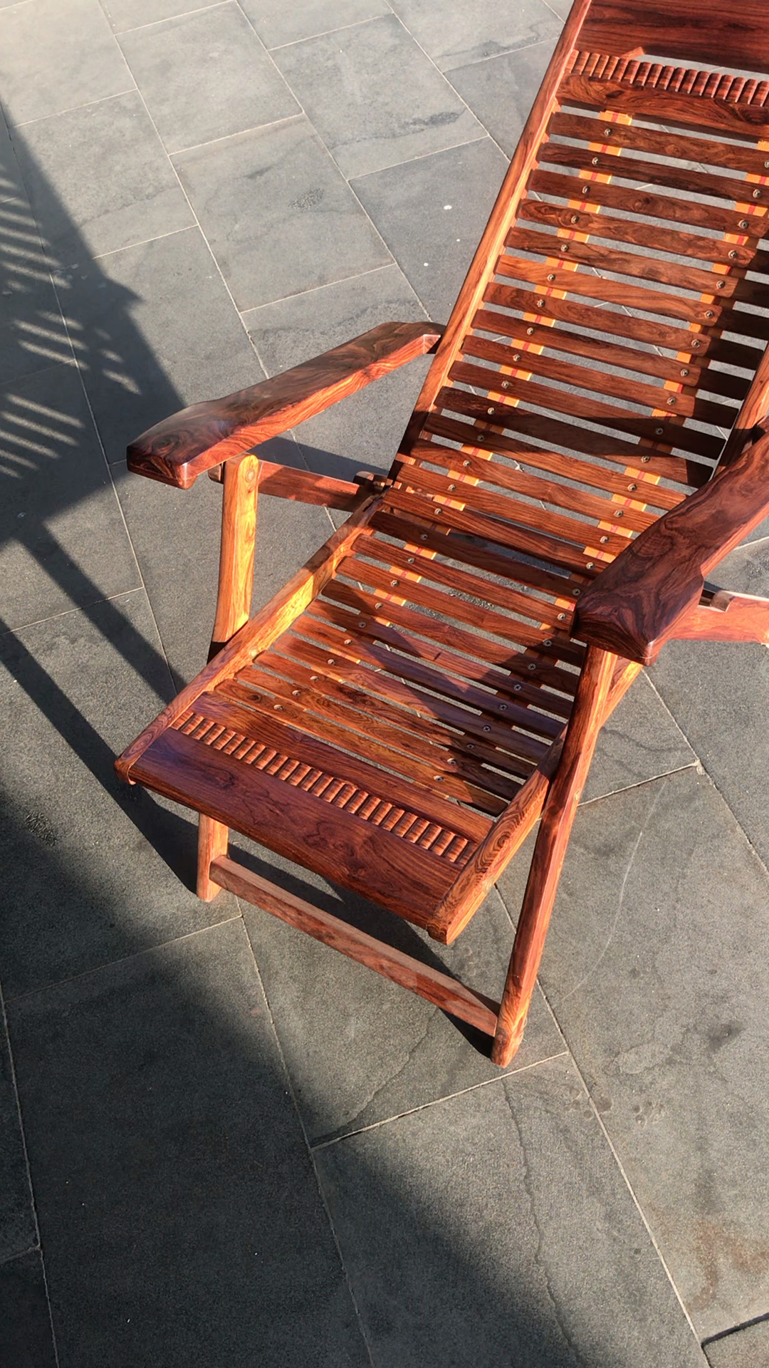 海南黄花梨,老躺椅翻新.花纹非常漂亮!