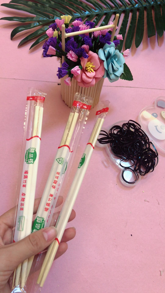 用一次性筷子做的手机支架