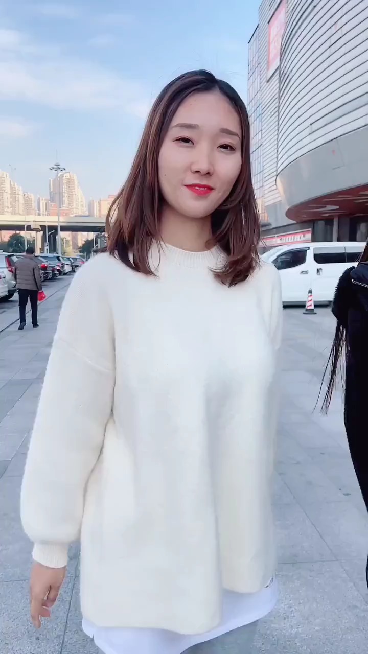 全体自我介绍一下哈喽小姐姐是专门来逗大伙开心的