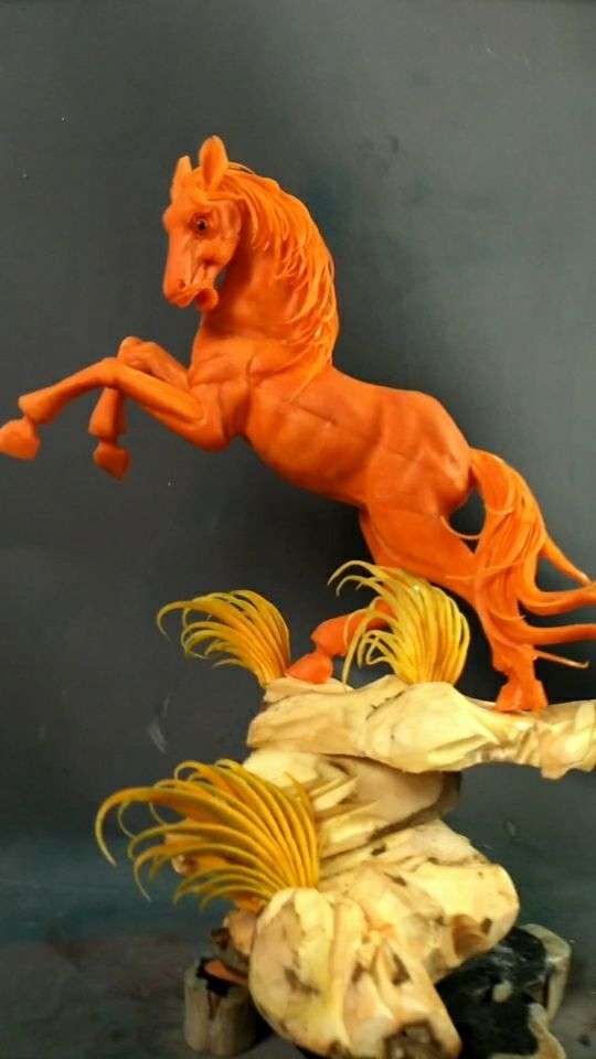 食品雕刻马到成功!