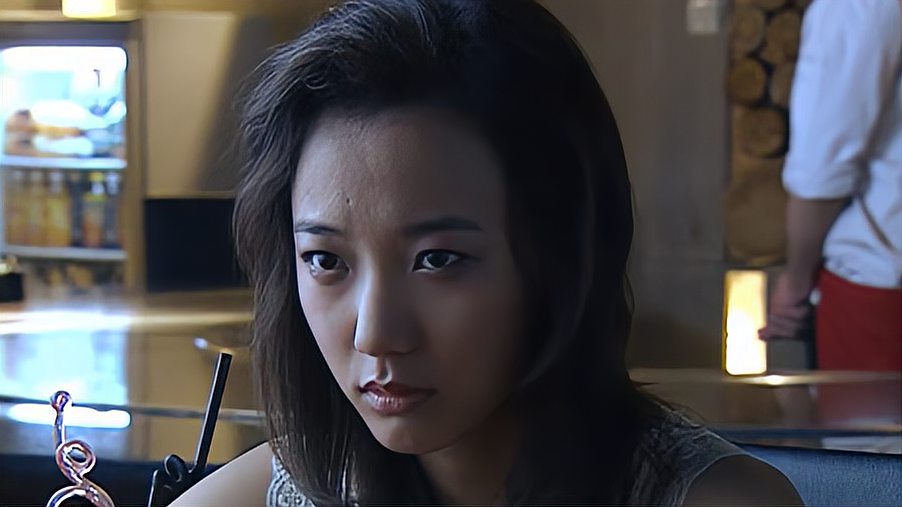 奋斗:无法理解米莱的审美,挺可爱一小姑娘,怎么弄的非主流一样