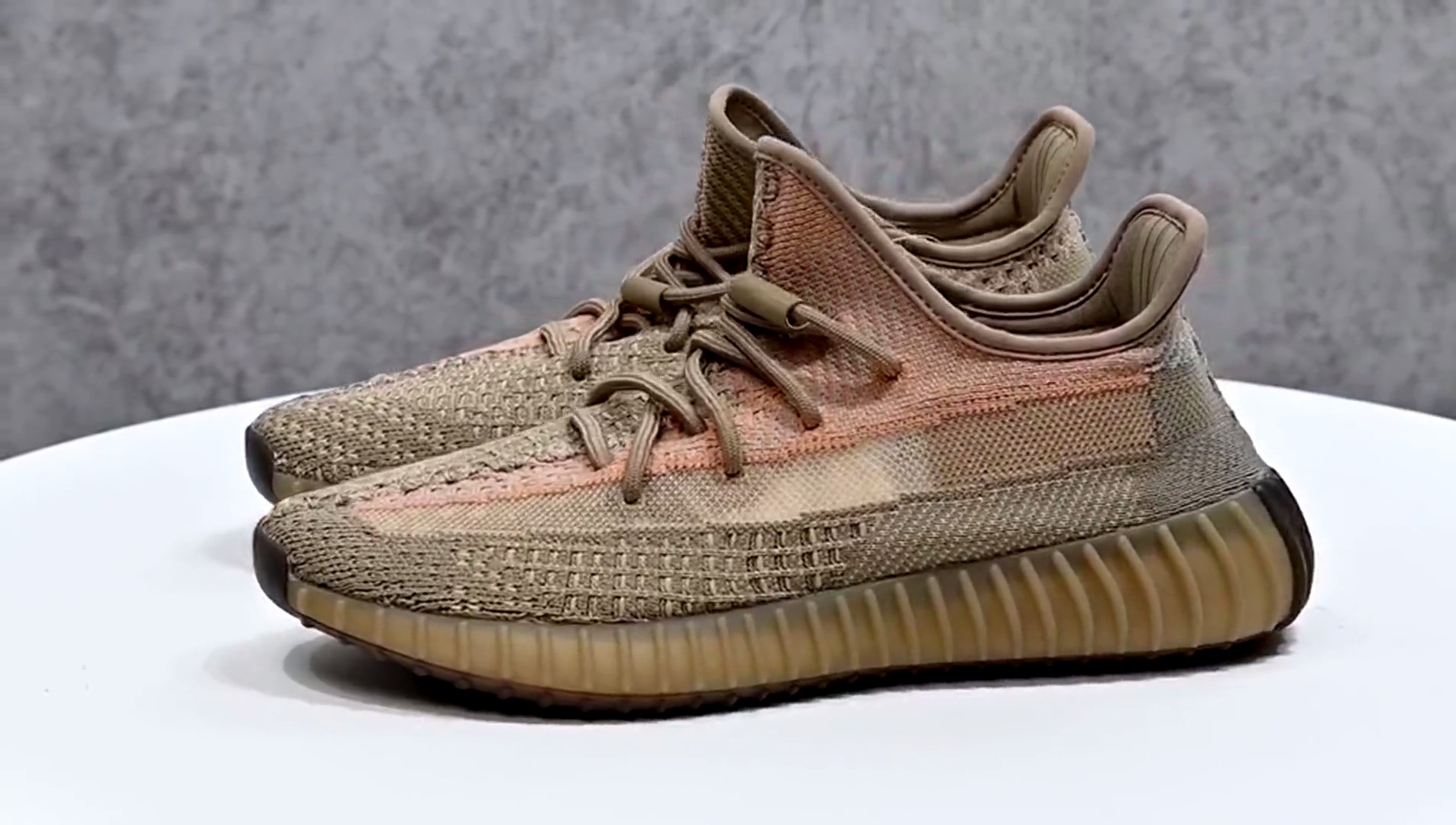 yeezy 350 v2 "sand taupe"  车牌号;zhuoyu00520