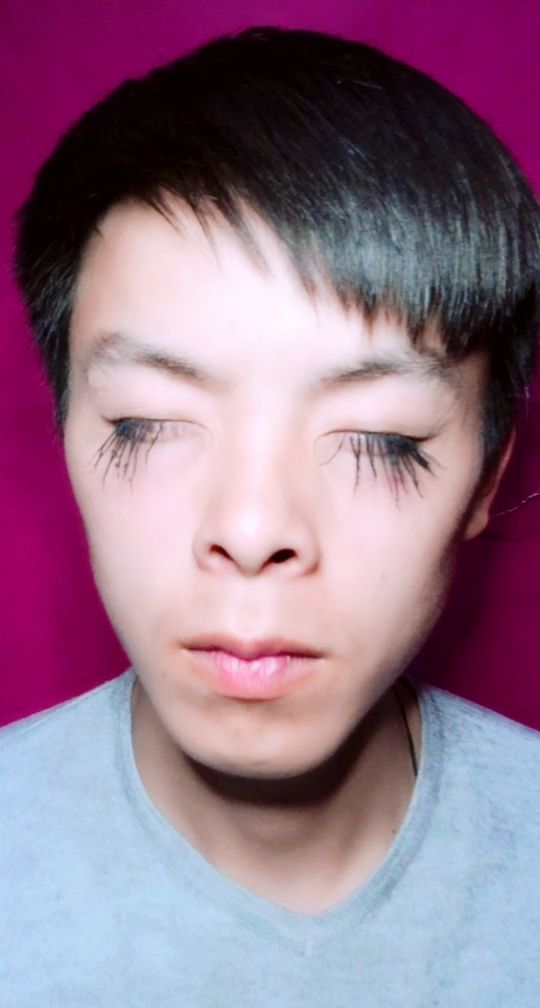 男人的长睫毛,你们喜欢吗?