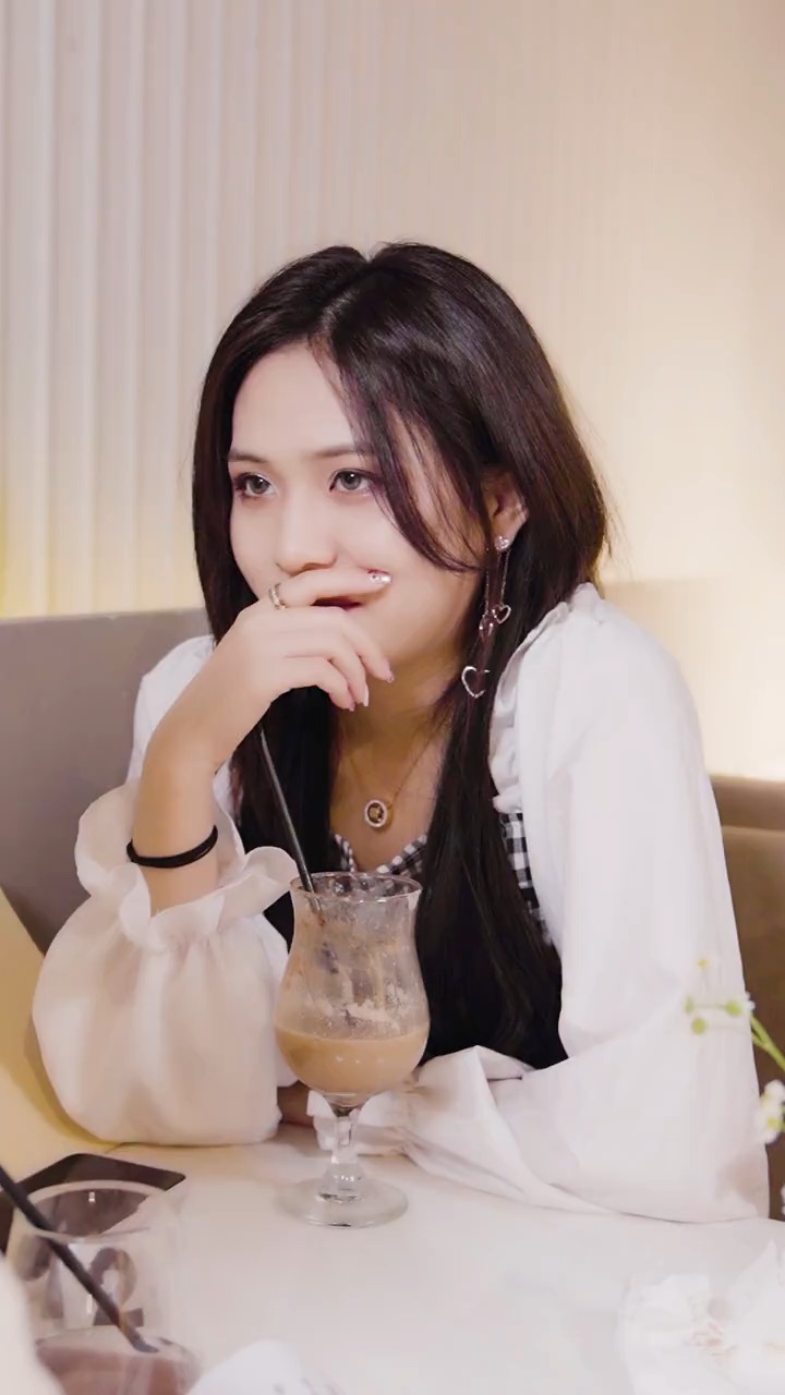 撒娇女人真的最好命吗